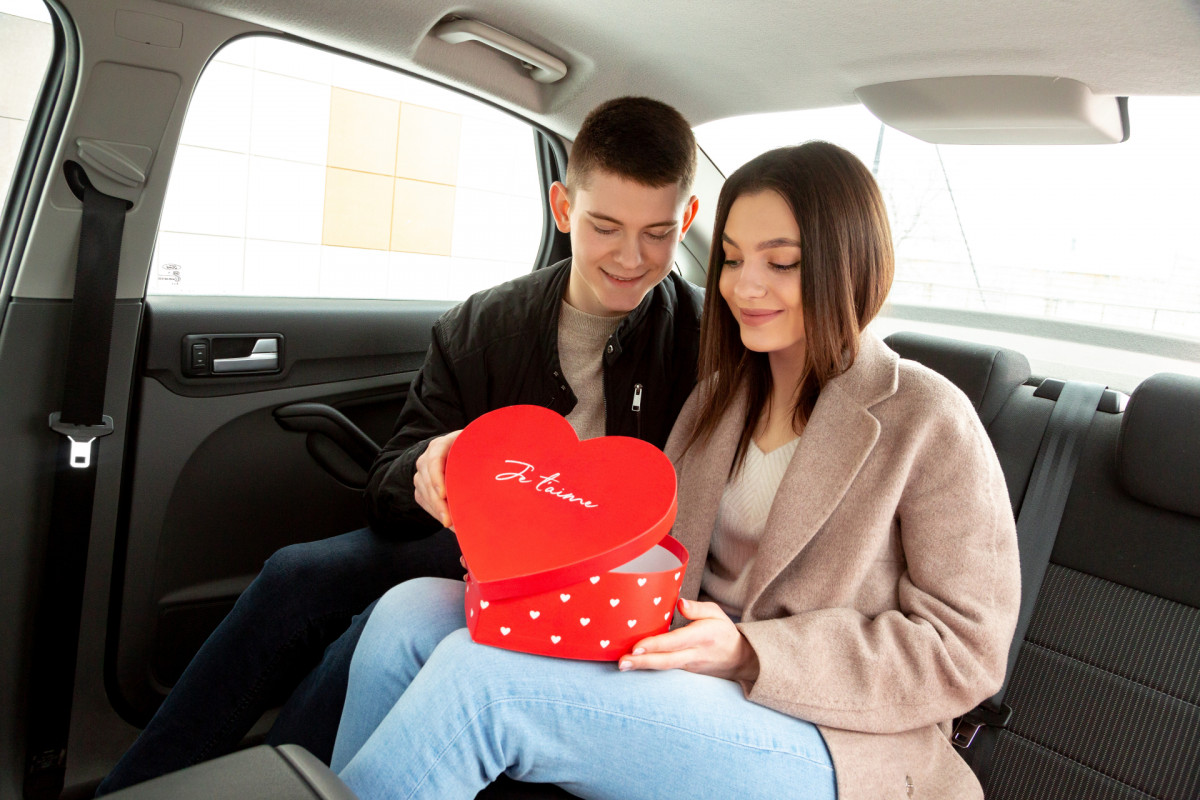 Как таксисты относятся к Дню святого Валентина?